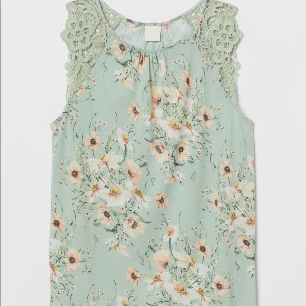 🌹H&M Floral Lace Top Mint Green